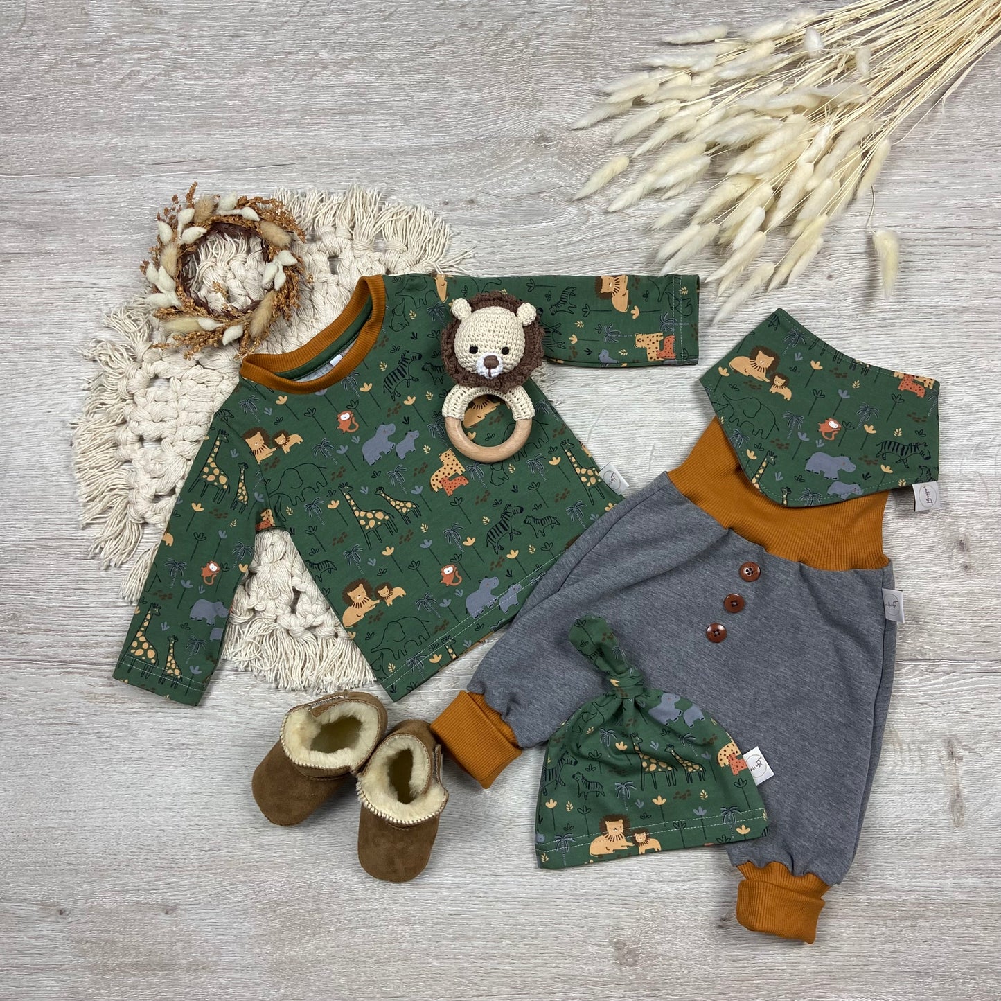 Set “Safari”